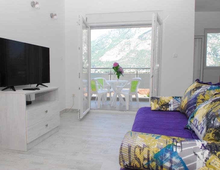 Trosobni apartman (dnevni boravak)